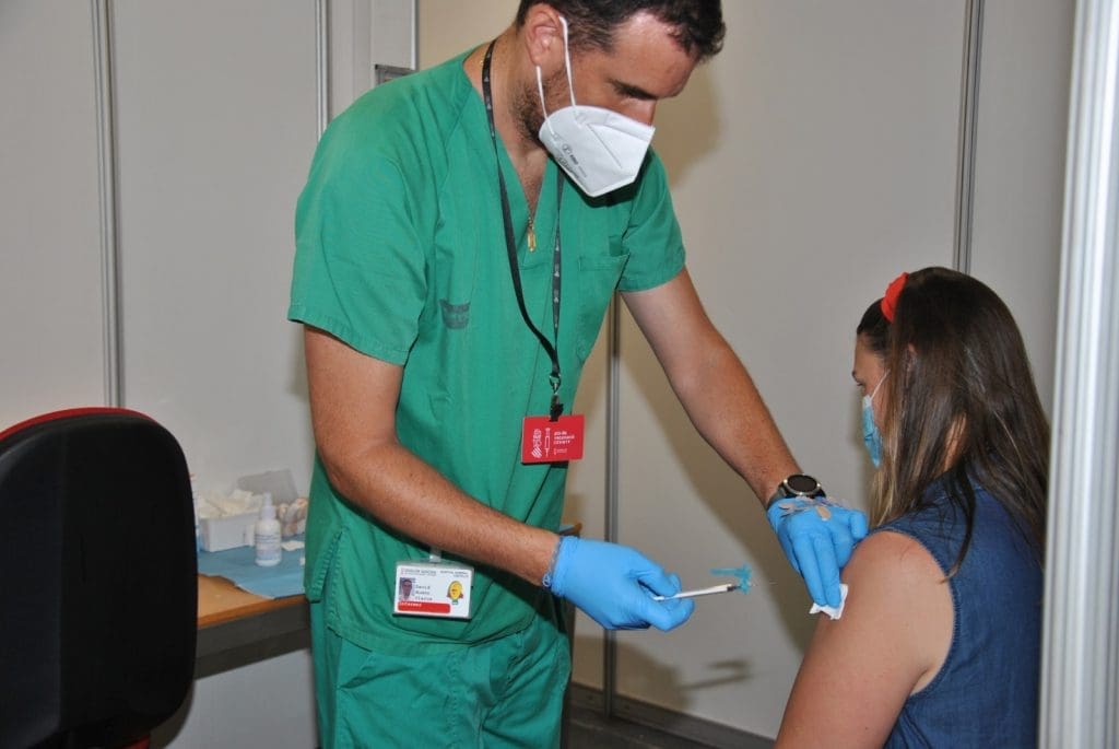 vacunación coivid castellon menores 30 años