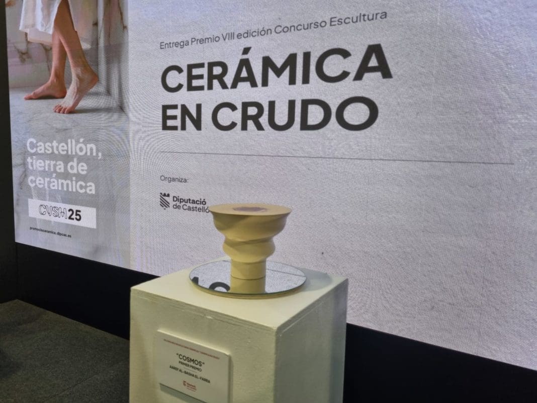 Cosmos, premio concurso de escultura Cerámica en Crudo en Cevisama