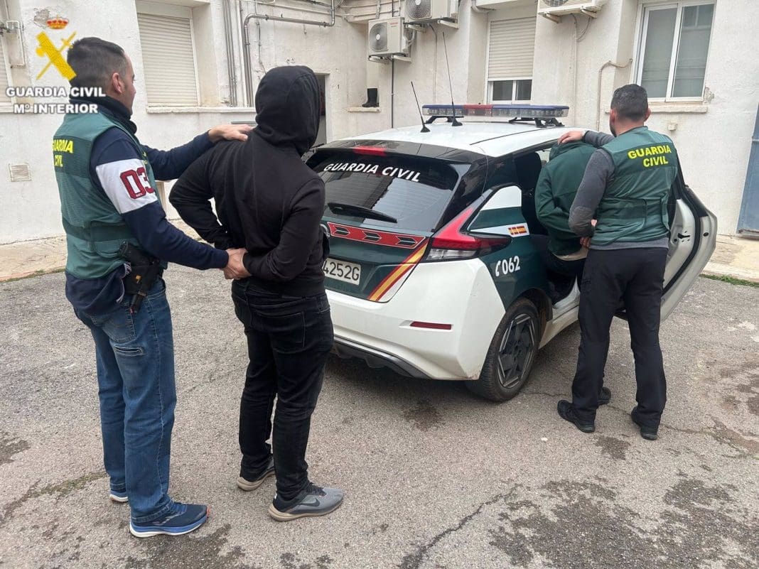 Detenidos robos la Vall d'Uixò