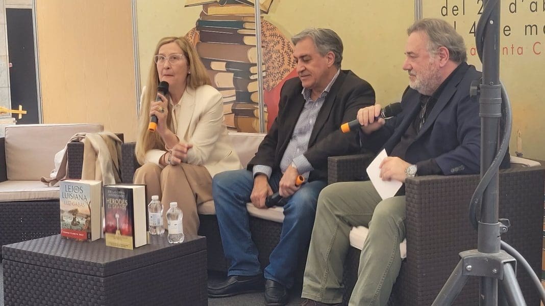 03/05/2025 Luz Gabás en la Feria del Libro de Castelló. POLITICA AYTO CASTELLÓ