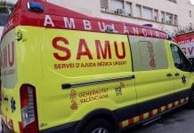 Fallece un trabajador en Torreblanca al recibir una descarga eléctrica en la catenaria 13/02/2023 Imagen de archivo de una ambulancia del SAMU en Alicante. POLITICA
