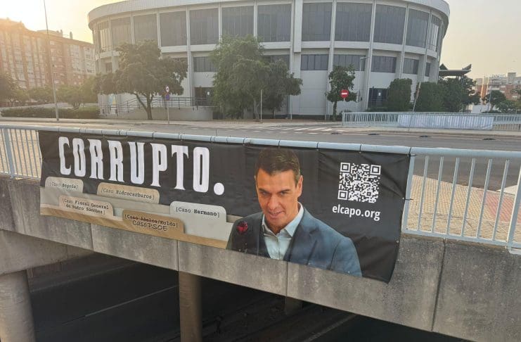 Pancartas Pedro Sánchez Castellón