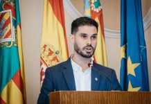 La Audiencia Provincial de Castellón ordena reabrir la investigación por las multas de la zona azul del concejal Cristian Ramírez