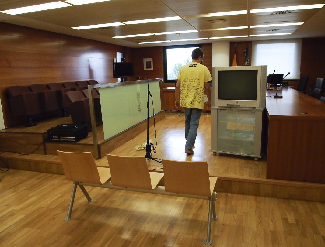 A juicio los acusados por presuntos abusos sexuales en una secta de Vistabella