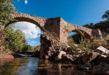 Viento intenso en el interior y máximas en ascenso durante el fin de semana