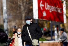 Cae la incidencia de infecciones respiratorias por gripe y sube por covid la última semana