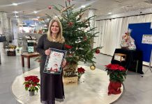 La magia de la Navidad llega al Mercado Municipal de Almassora con la visita de Papá Noel