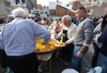 Burriana celebra una edición multitudinaria de la «Festa de les Paelles de Sant Blai»