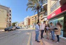 Benicàssim impulsa un centenar de señales turísticas inteligentes para mejorar la visita de turistas
