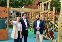 La plaza Josefina López del Grao estrena nuevos juegos infantiles