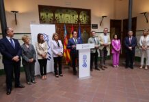 Pérez Llorca exige en Castellón una Europa que no ponga ‘más palos en las ruedas’ a la cerámica