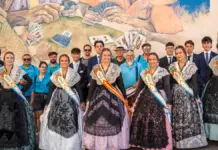 L’Alcora acerca las Fiestas del Cristo a sus mayores con una visita al centro de día y la residencia