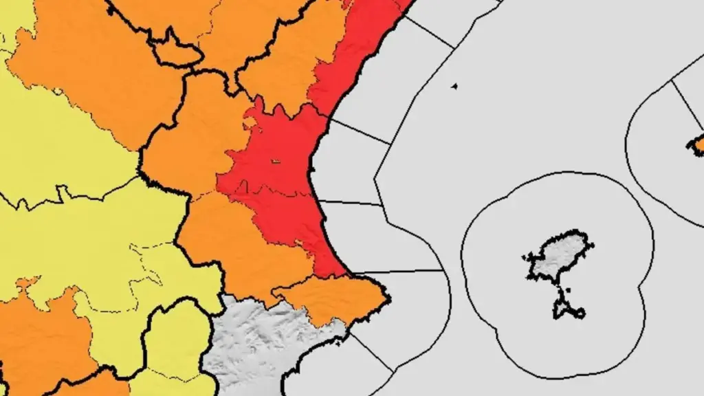Mapa de la previsión de Aemet sobre el aviso por lluvias en el litoral de Castellón y Valencia